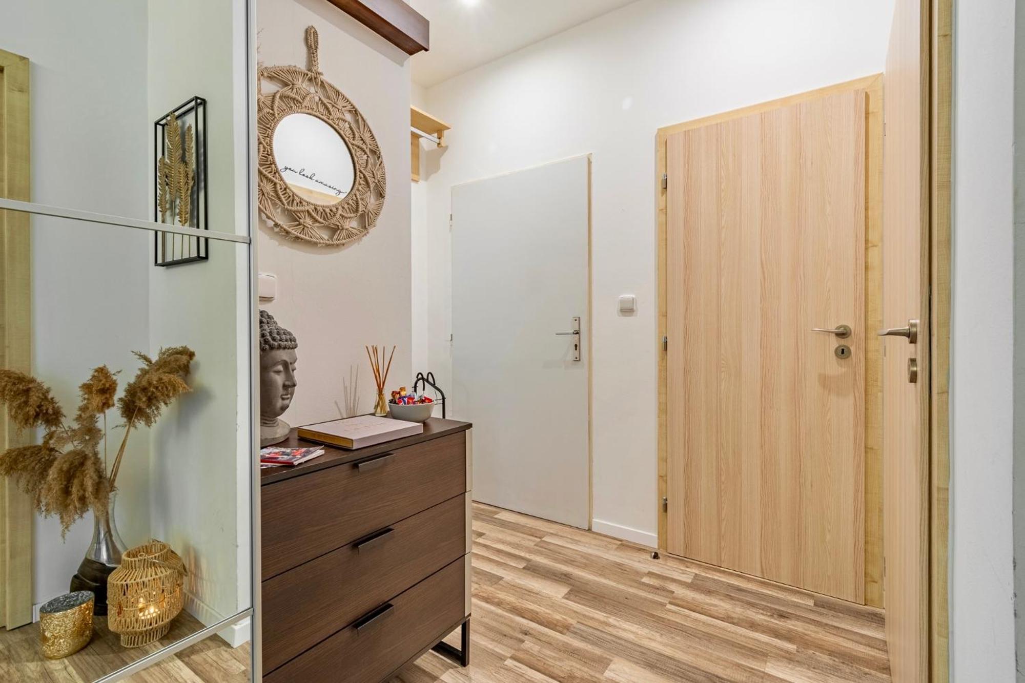 Natural-Style Apartment In The Centre Of ブラチスラヴァ エクステリア 写真
